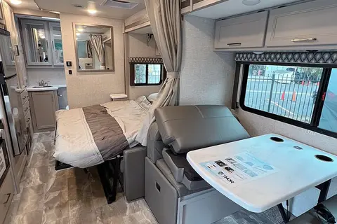 2023 Thor Mercedes Benz Quantum Motorhome Class C