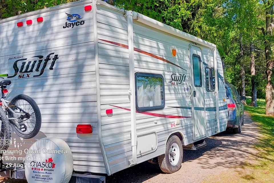 NEW ADVENTURE BECKONS - Jayco Travel Trailer *SUV/MINIVAN towable, under 3500lbs*
