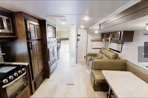 Emmanuel's Flagstaff 27BHWS Travel Trailer