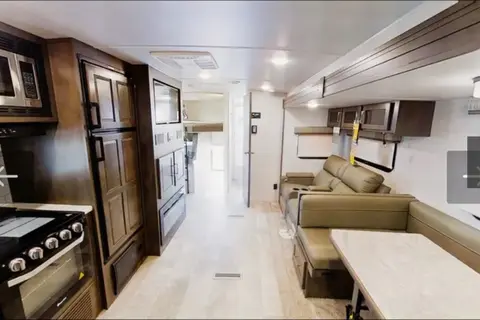 Emmanuel's Flagstaff 27BHWS Travel Trailer