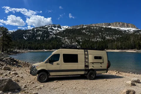 Luxe Nomad