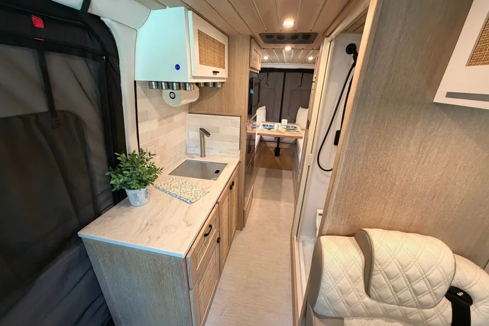Luxe Nomad