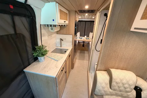 Luxe Nomad