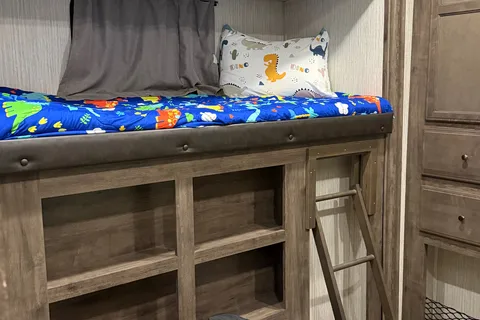 Camp with Comfort  Forest River Sandpiper 384QB0K Fifth Wheel