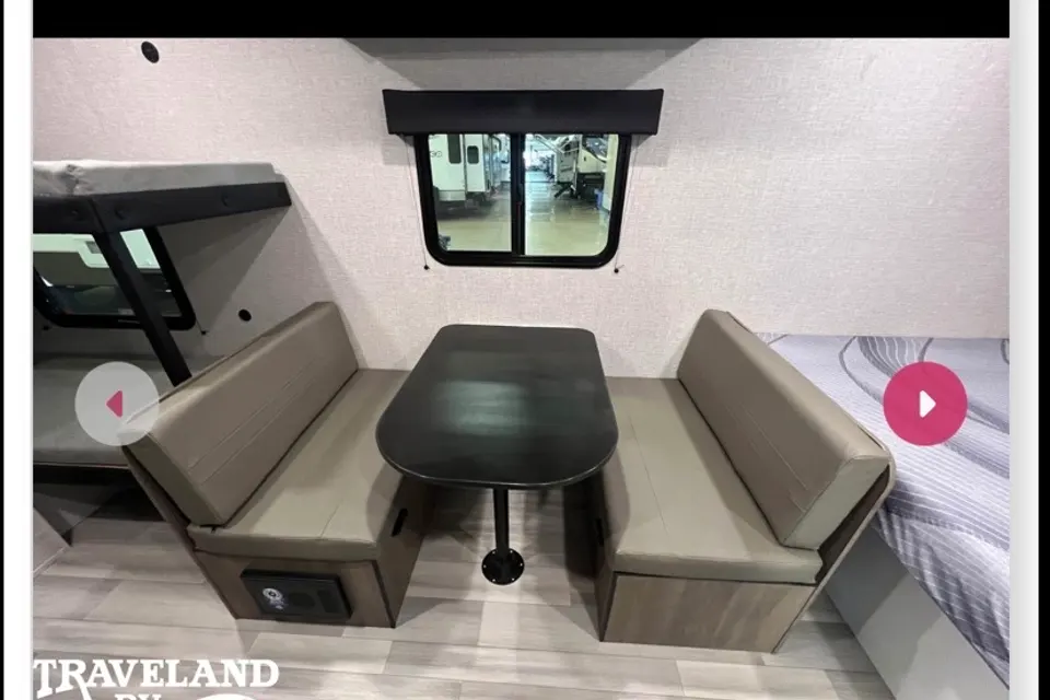 lindsey's Highland Ridge RV 177bh Travel Trailer