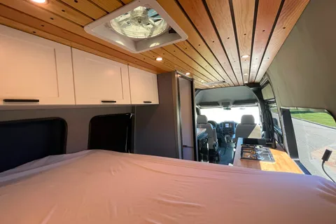 Ben's - Luxury Adventure Van
