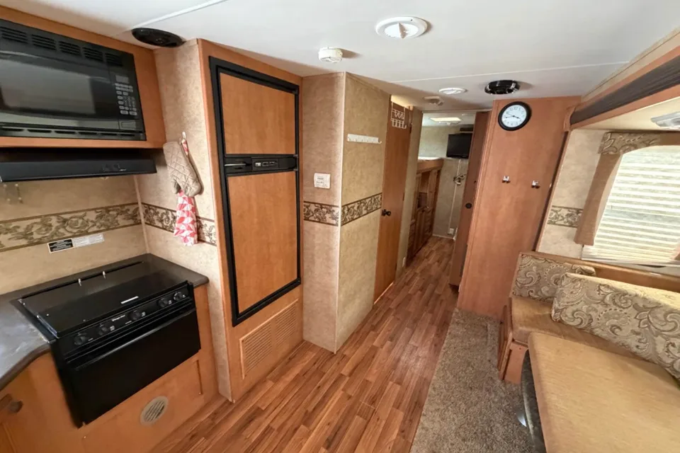 Jack's Heartland 29BUDS Travel Trailer