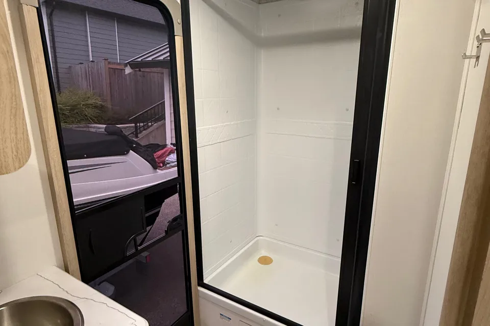 23 Foot Travel Trailer, Bunkbeds! Fully equipt !