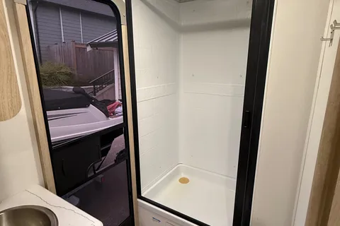 23 Foot Travel Trailer, Bunkbeds! Fully equipt !