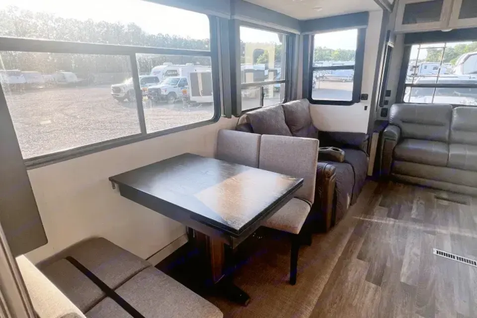 Rhoda's Keystone Montana High Country Fifth Wheel
