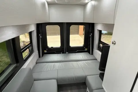 2023 Pleasure-Way Ontour 2.0 with Queen Bed
