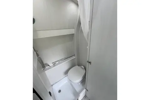 2023 Pleasure-Way Ontour 2.0 with Queen Bed