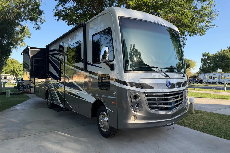 RV'ers Dream Coach