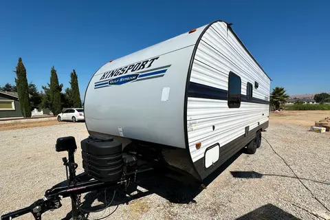 Sleeps 8 - 2022 King Sport Travel Trailer