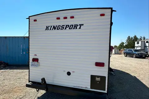 Sleeps 8 - 2022 King Sport Travel Trailer