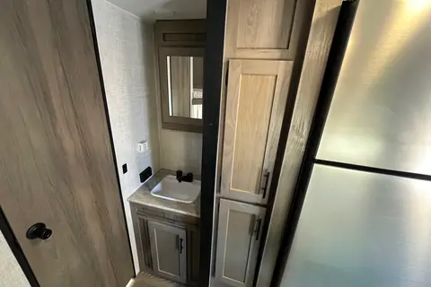 Sleeps 8 - 2022 King Sport Travel Trailer