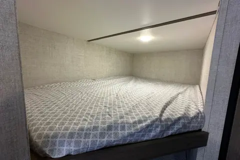 Sleeps 8 - 2022 King Sport Travel Trailer