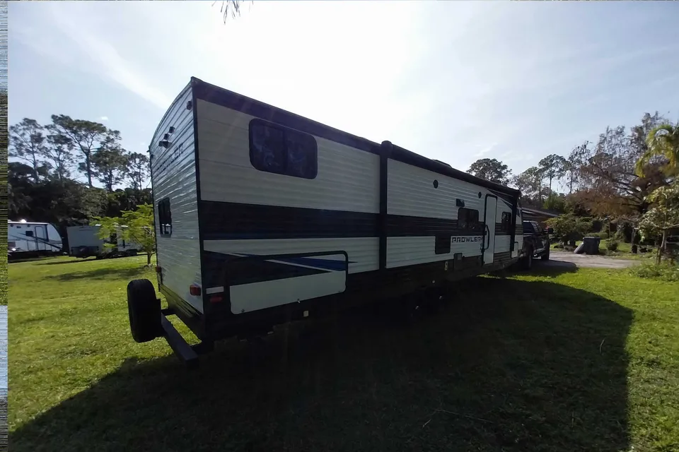 Julian's Heartland 303BH Travel Trailer