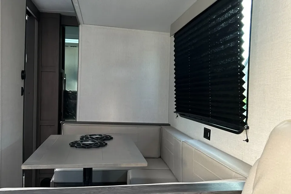 TreasuRV's Grand Design Transcend Xplorer Travel Trailer
