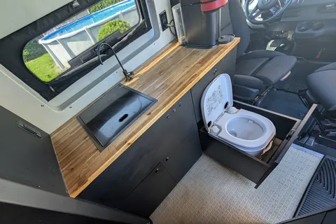 Mobile Cyclist Headquarters