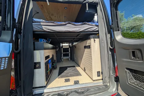 Mobile Cyclist Headquarters