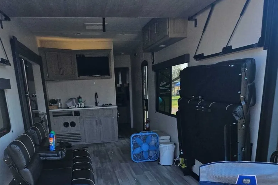 Kevin's Keystone Fuzion 2915 impact edition Toy Hauler