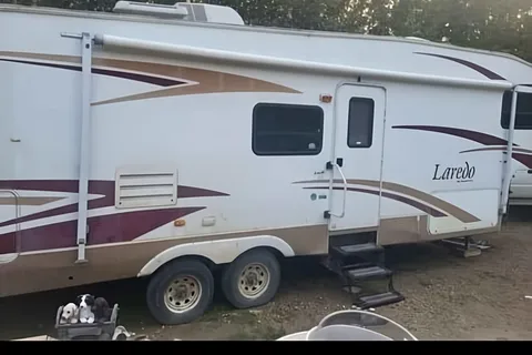 MT"s Keystone Laredo Fifth Wheel