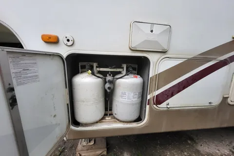 MT"s Keystone Laredo Fifth Wheel