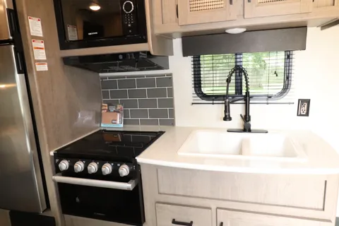 2021 Hideout 262BH Family Lux Bunkhouse Camper