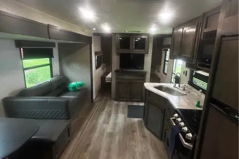 Derrick's Starcraft Autumn Ridge Travel Trailer