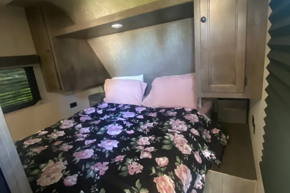 Derrick's Starcraft Autumn Ridge Travel Trailer