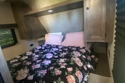 Derrick's Starcraft Autumn Ridge Travel Trailer