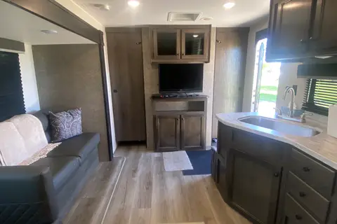Derrick's Starcraft Autumn Ridge Travel Trailer