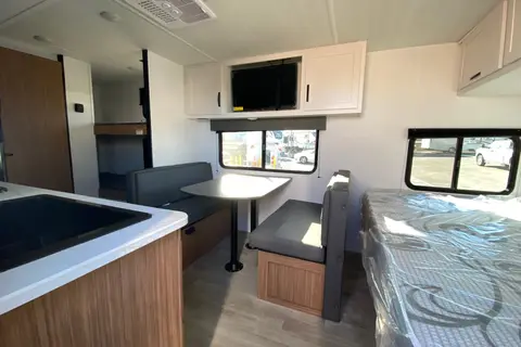 Keystone Passport Classic (170BH) Travel Trailer