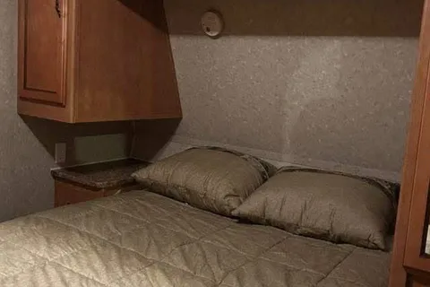 Brad's Palomino Puma 33FQSS Travel Trailer