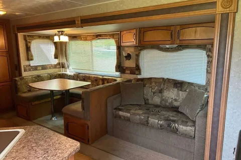 Brad's Palomino Puma 33FQSS Travel Trailer