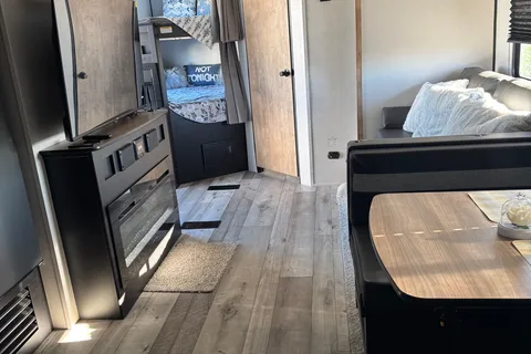 Crystle's Keystone Springdale Travel Trailer
