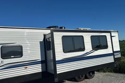 Crystle's Keystone Springdale Travel Trailer
