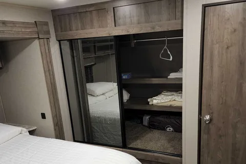 34 foot 3 slide out 2020 forest river 34bhts travel trailer