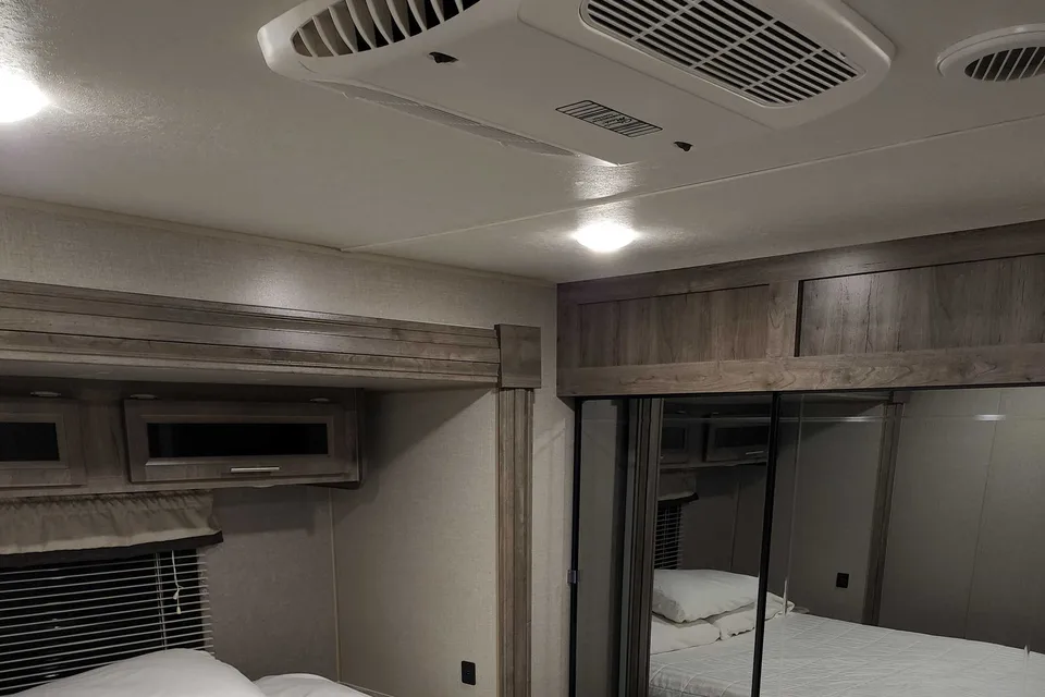 34 foot 3 slide out 2020 forest river 34bhts travel trailer