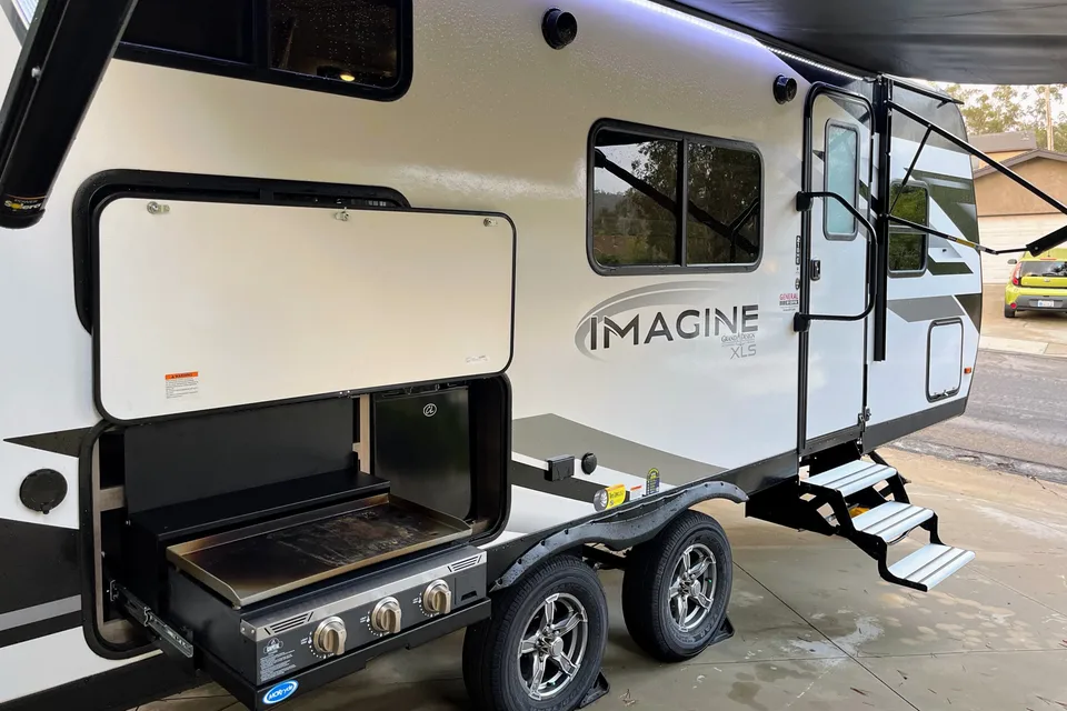Luxury Family Camping! Double-wide Bunks, Outdoor Kitchen, Personal Setup and Training, & more