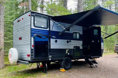 Cherokee Wolf Pup Travel Trailer - SUV towable