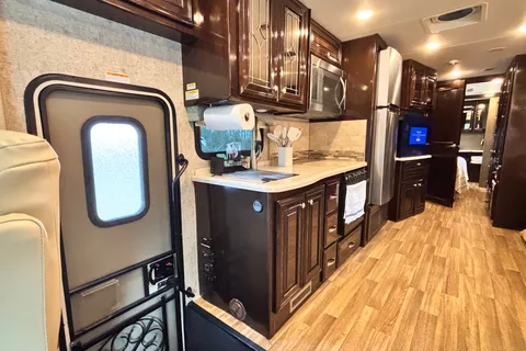 Luana | Comfortable & Stylish RV for Your Next Adventure