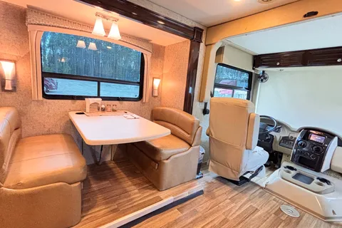 Luana | Comfortable & Stylish RV for Your Next Adventure