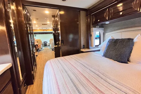 Luana | Comfortable & Stylish RV for Your Next Adventure