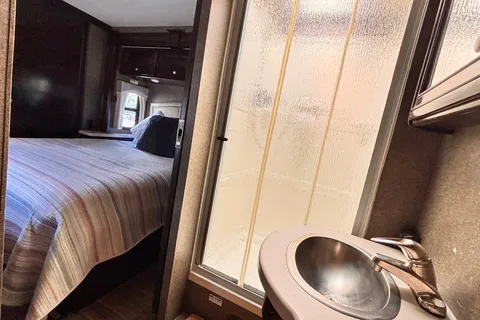 Luana | Comfortable & Stylish RV for Your Next Adventure