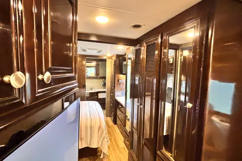 Luana | Comfortable & Stylish RV for Your Next Adventure