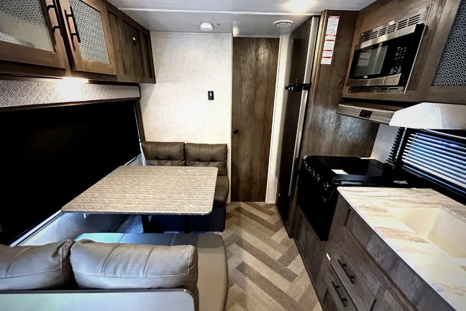 Forest River Salem Cruise Lite 171RBXL Travel Trailer