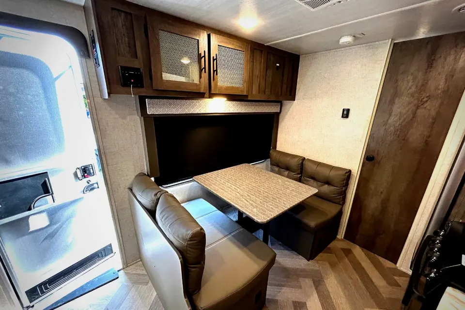 Forest River Salem Cruise Lite 171RBXL Travel Trailer