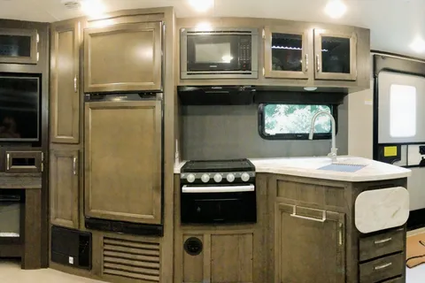 2021 Jayco Whitehawk Travel Trailer